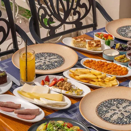 Hotell Jade (adults Only) 2*