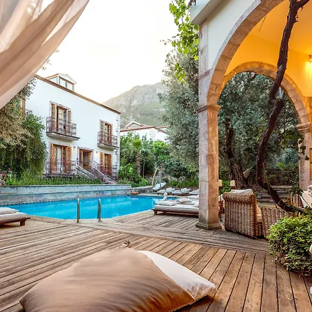 Hotell Jade (adults Only) 2*